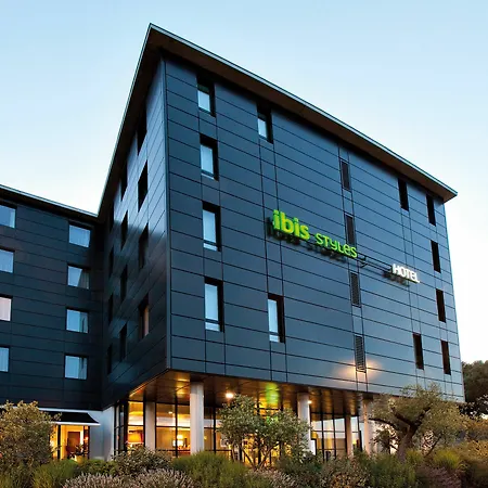 Ibis Styles Cite Espace 3*
